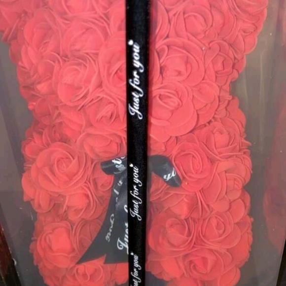 NEW Red Rose Bear Valentine's Day Gift - Picture 4 of 6
